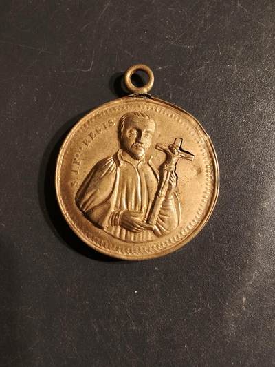 老王徽章第162期 -  法国天主教会圣雷吉斯纪念章     直径32mm.    重量14.2g