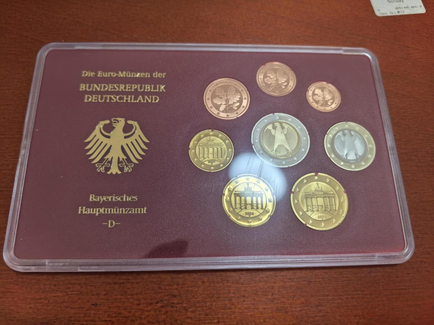 长老汇蛇年精选第七十二场拍卖 2004D德国欧元8枚精制套装，含原厂外纸