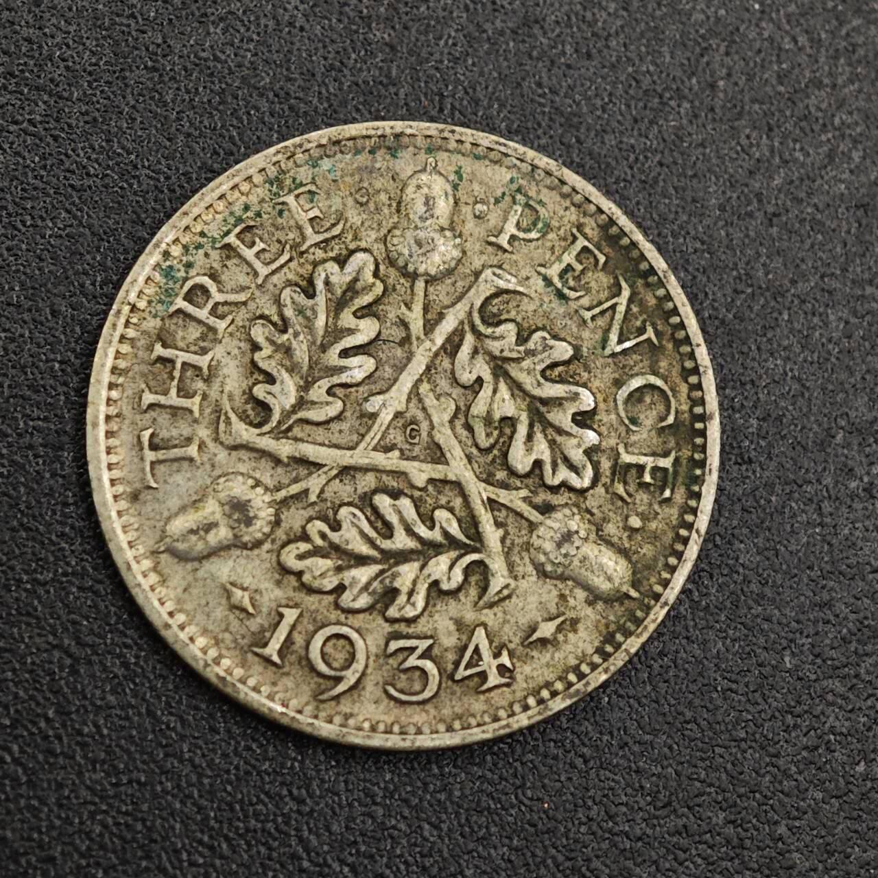 【淘币小摊】实时拍第七百九十三拍   散币场   满百包邮可预留二周 每周一统一发货   英国1934年乔治五世3便士银币