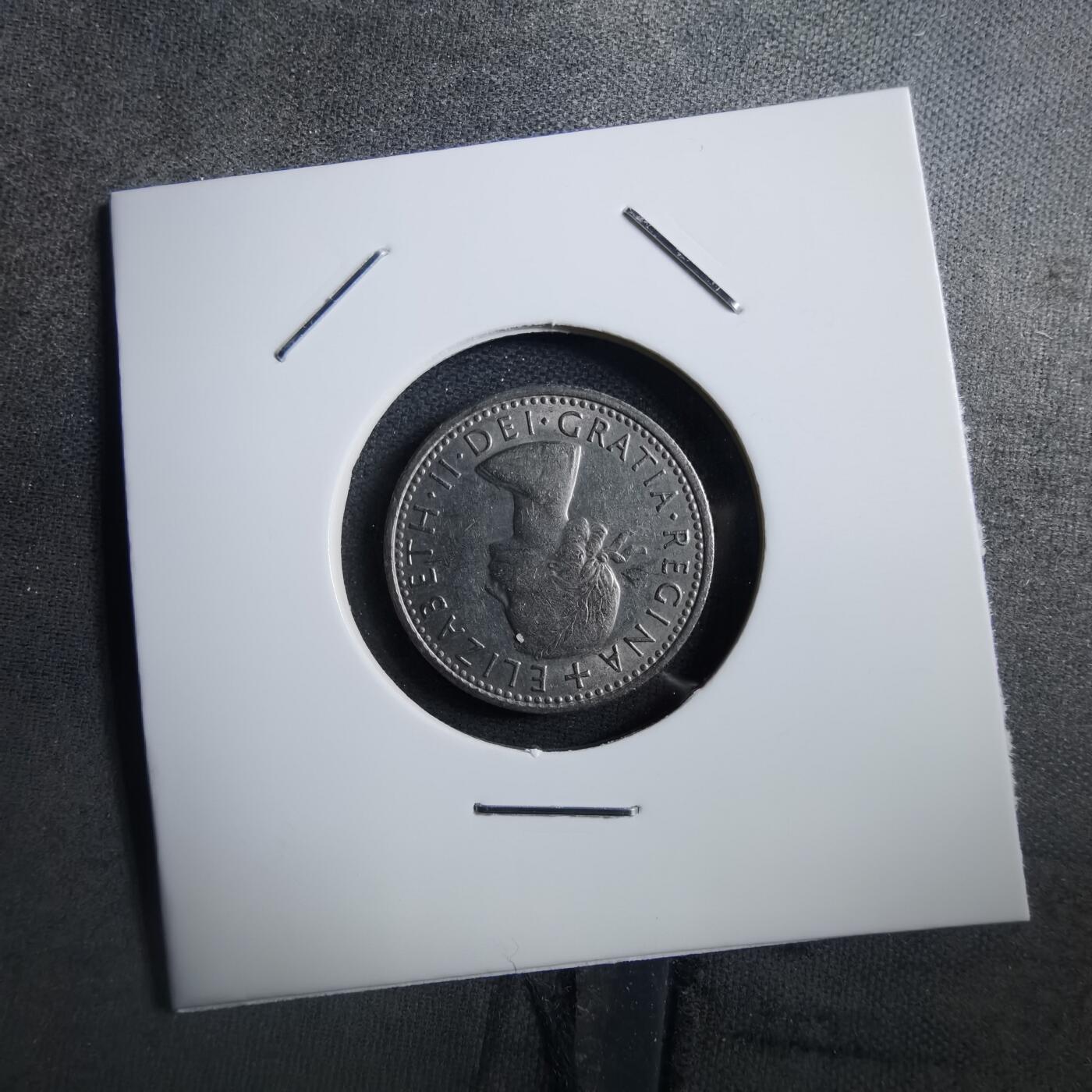 沼泽如烟--第897场 英国1967年6便士