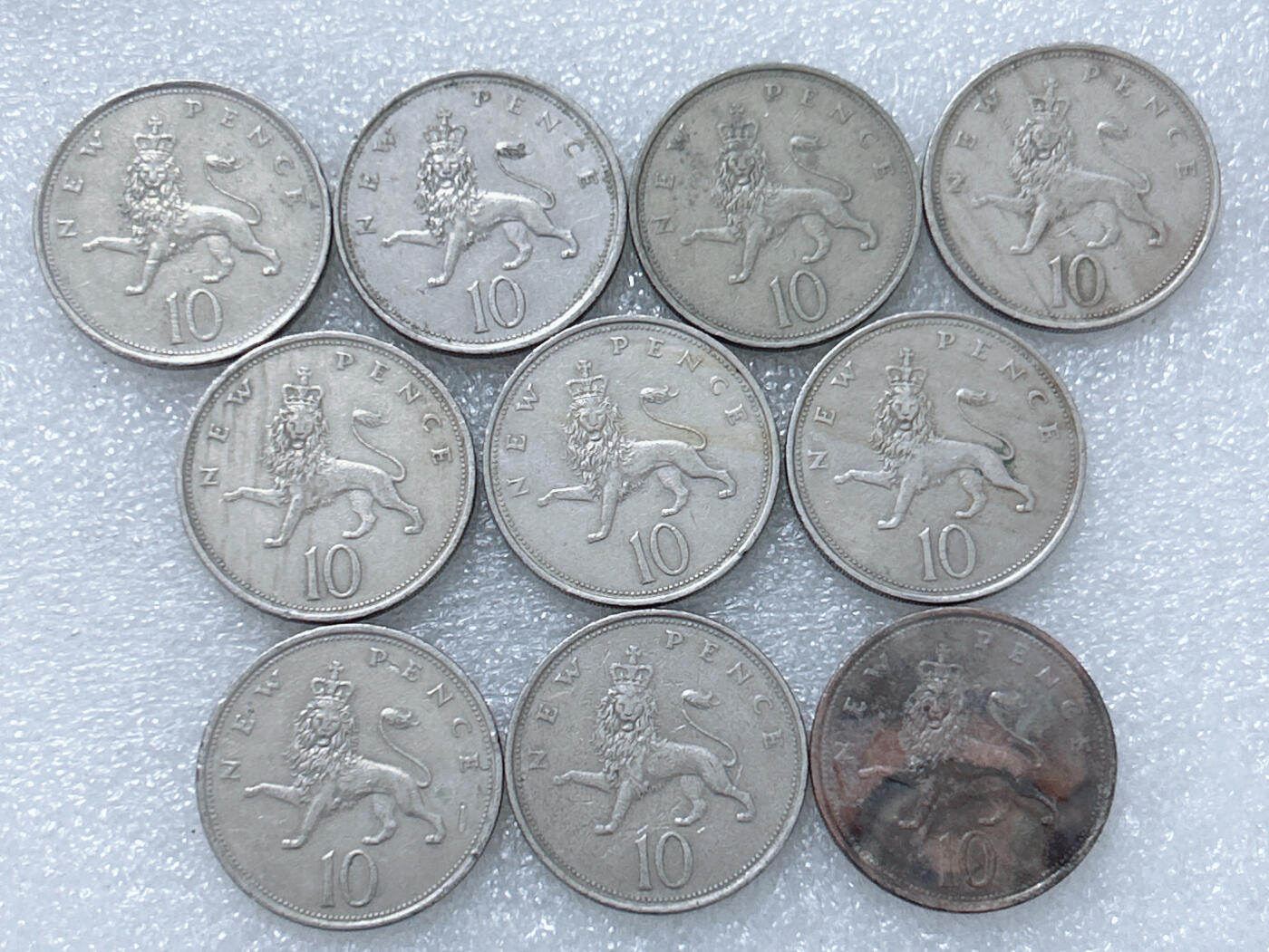 第一海外回流一元起拍收藏 散集专场  第264期 英国10便士硬币 大版 10枚