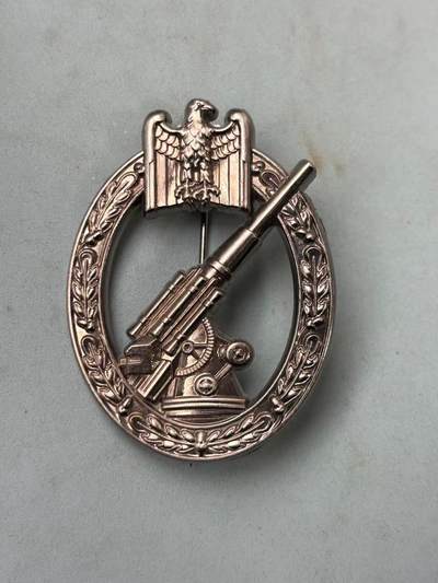 盛世勋华——号角文化勋章邮票专场拍卖第287期 - 德国（1939）陆军防空作战奖章 1957版