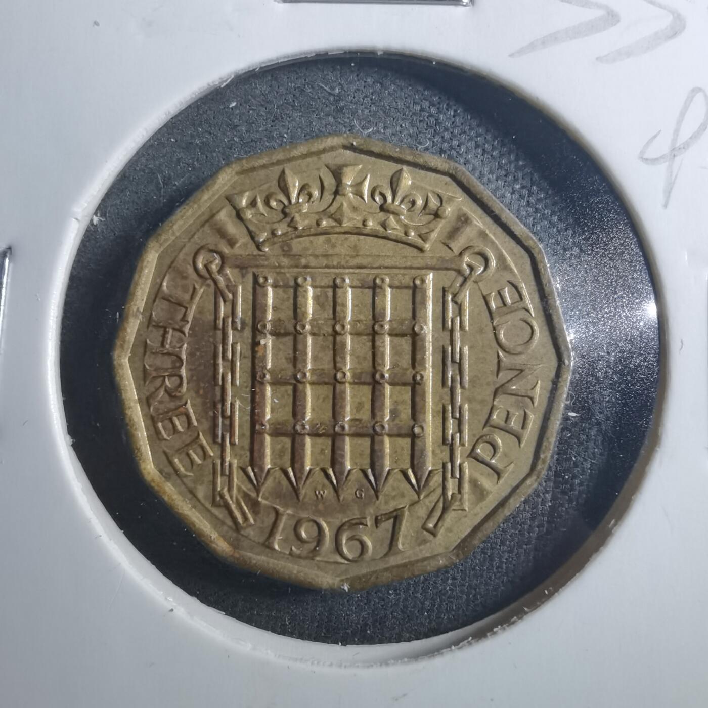 沼泽如烟--第896场 英国1967年3便士