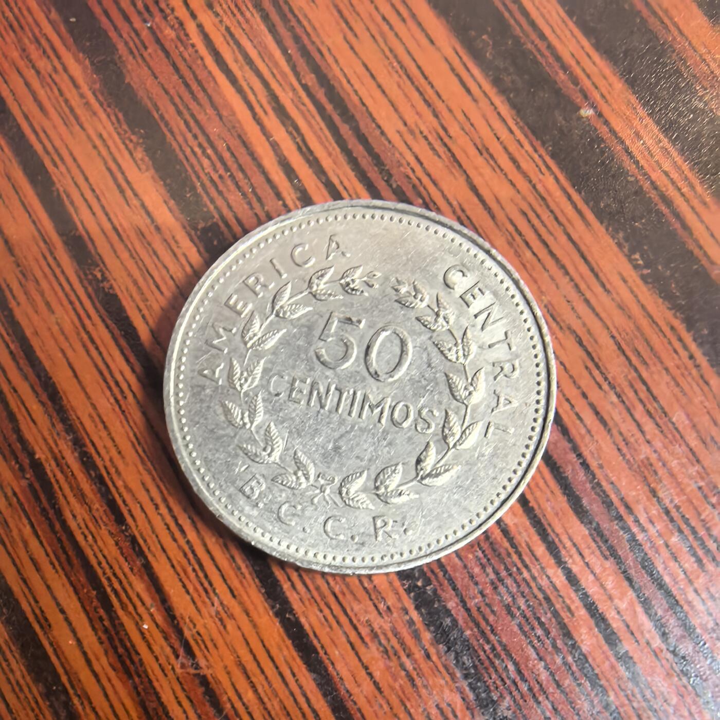 泡泡币外币第二十六场可代拍15038385335微信 哥斯达黎加50分。