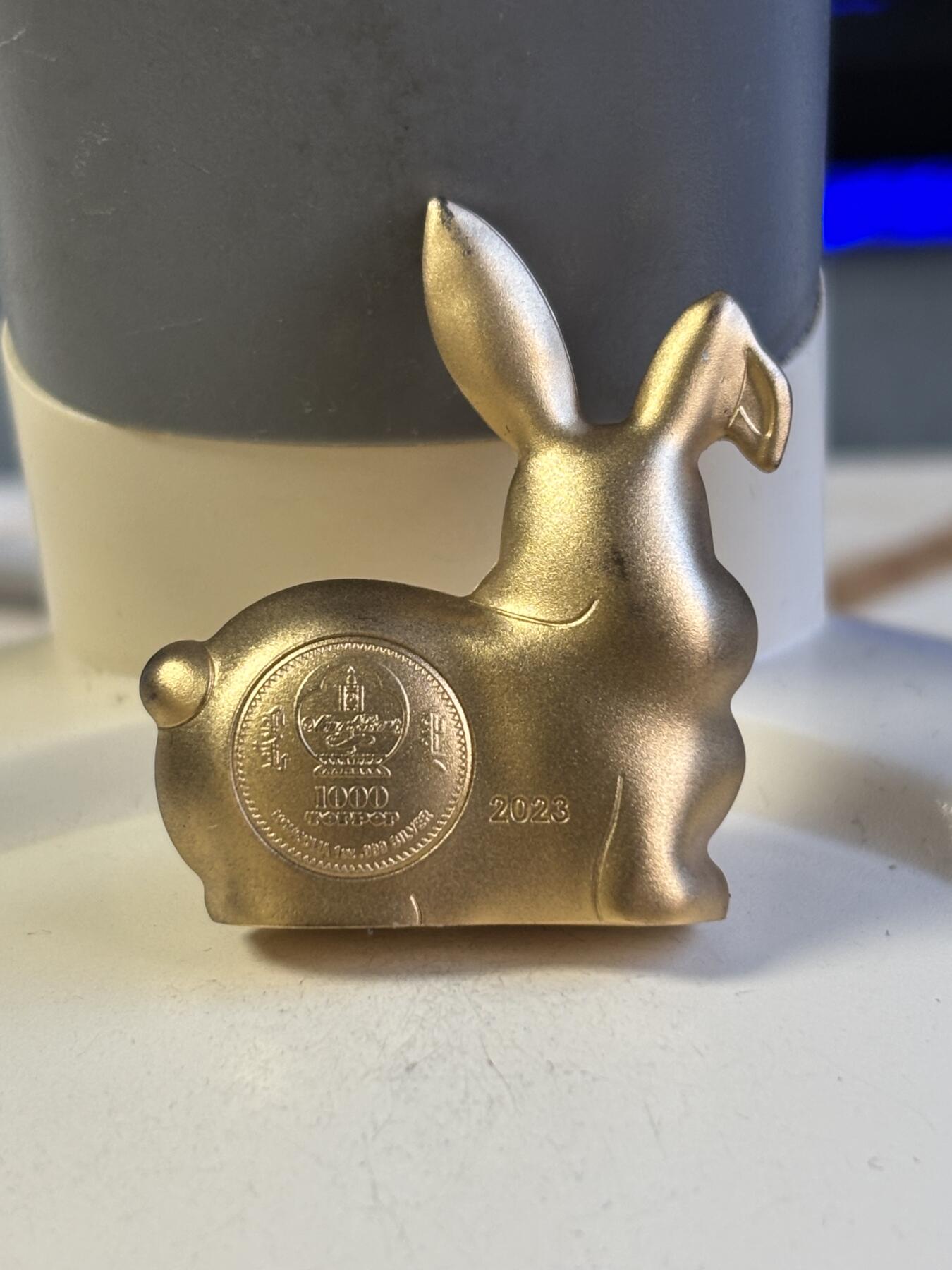 第181期拍卖 蒙古2023年中国生肖系列兔年1盎司镀金纪念银币，999银，发行888枚