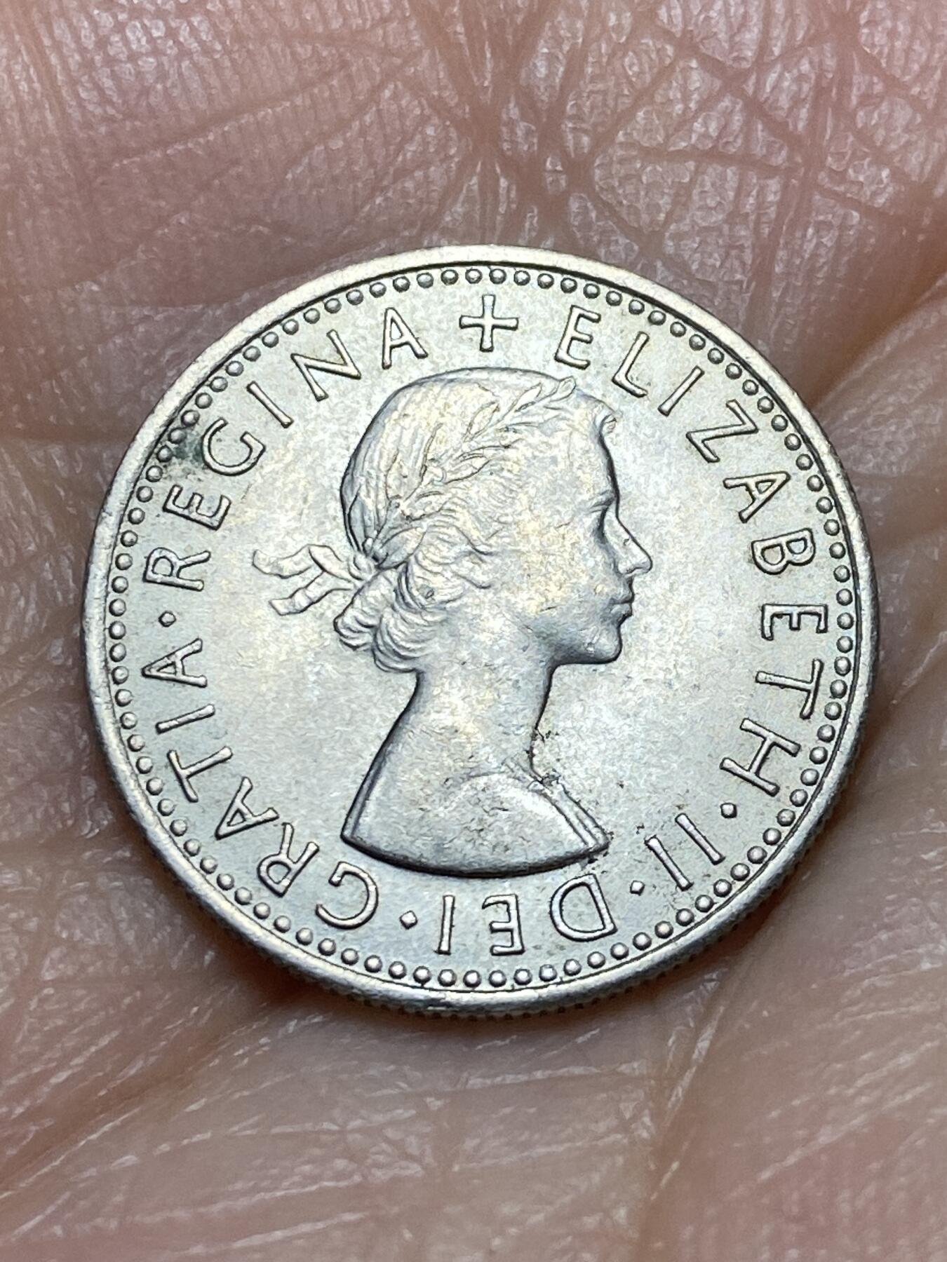 2025年第一百二十六场(总第一百五十二场）外国好品散币(免佣金) 英国🇬🇧1967年6便士(伊丽莎白二世青年桂冠第二版，普制币关门年)