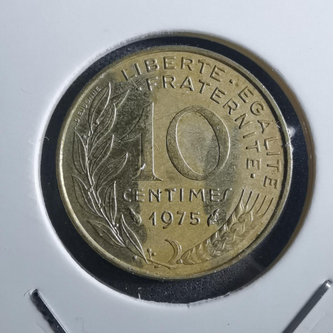 沼泽如烟--第897场 法国1975年十分