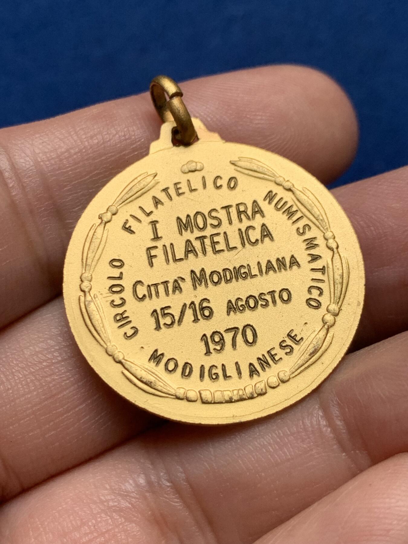《竞宝斋》第436场 周日，周一2场连拍 （全场包邮） 米兰集邮展览会镀金纪念章 10.9克 30.2mm