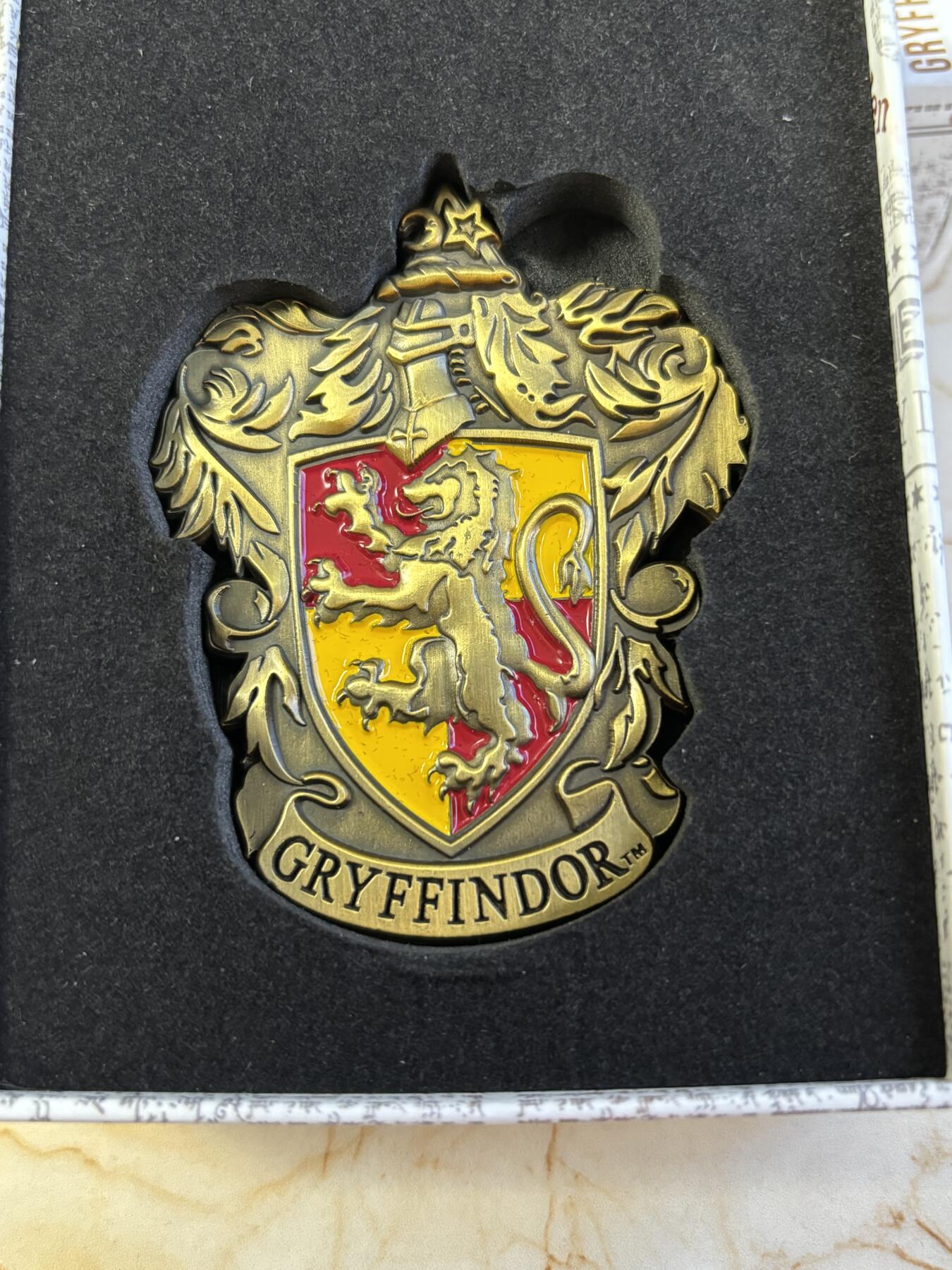 第181期拍卖 库克2021年哈利波特徽章格兰芬多徽章异形彩铜币