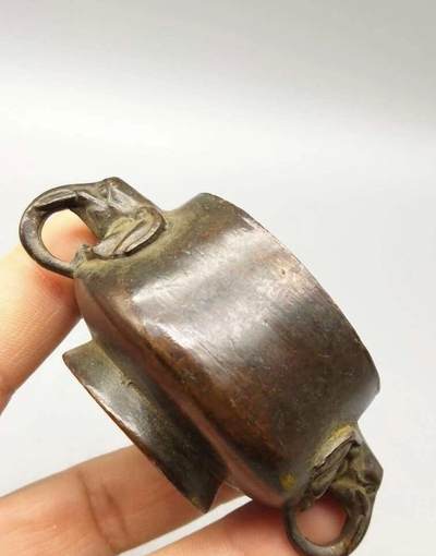 江南站杂件场 - 小铜炉一个