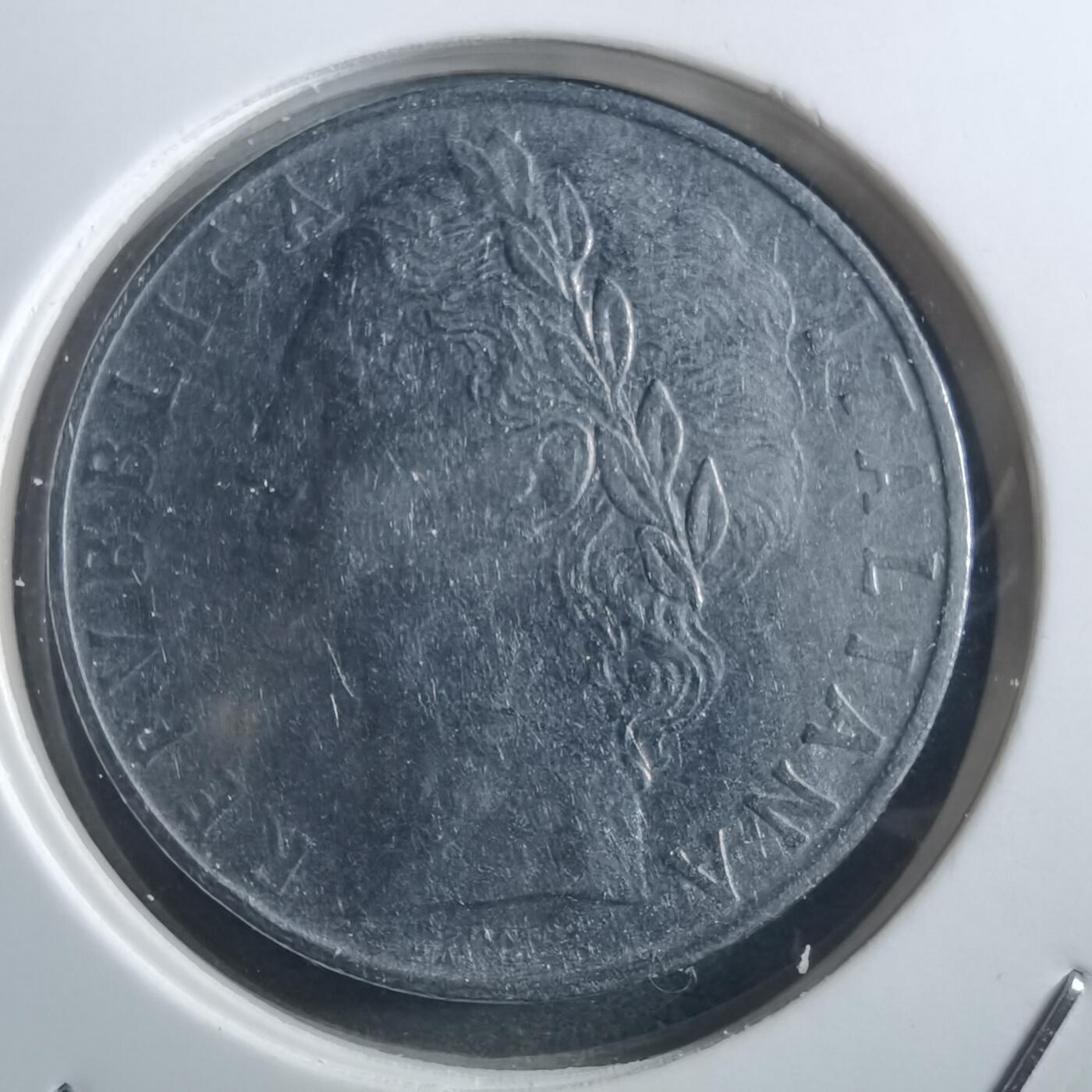 沼泽如烟--第897场 意大利1957年100里拉