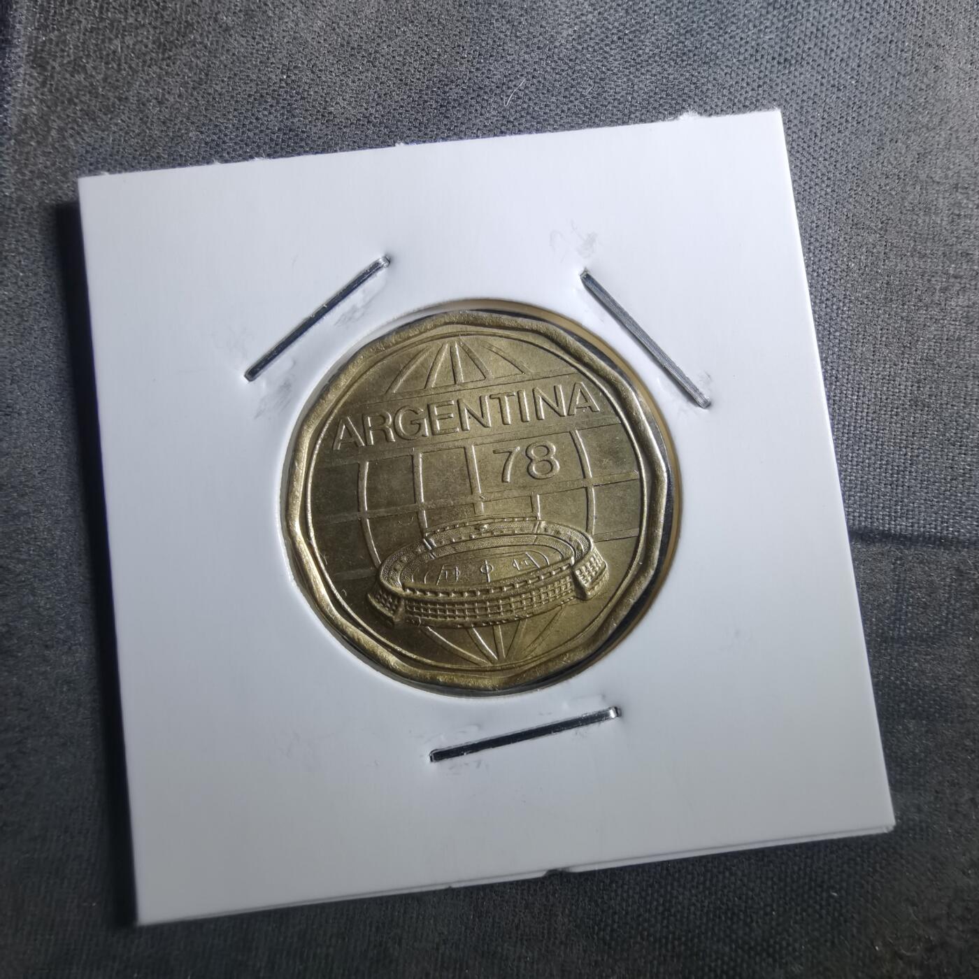 沼泽如烟--第898场 阿根廷1977年100比索