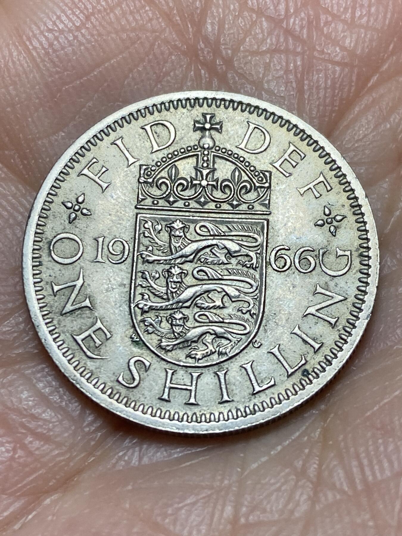 2025年第一百二十六场(总第一百五十二场）外国好品散币(免佣金) 英国🇬🇧1966年1先令(伊丽莎白二世青年桂冠第二版，英格兰盾徽版)