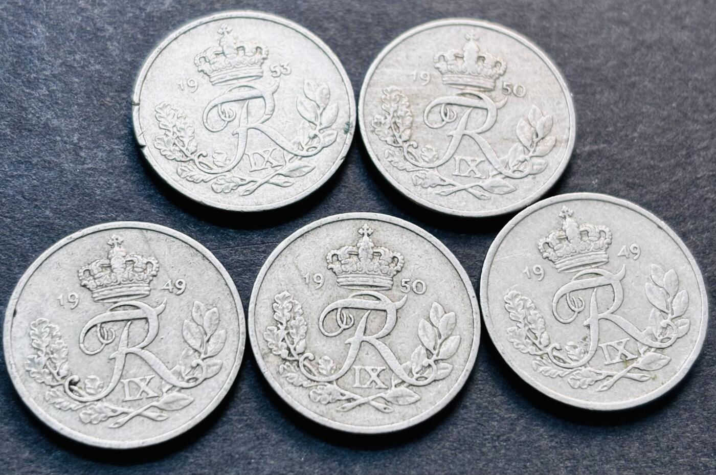 文馨钱币收藏第 280 场， 长期接收代拍品 少见 1949-1953 年丹麦佛雷德里克九世 首版 10 欧尔 5 枚