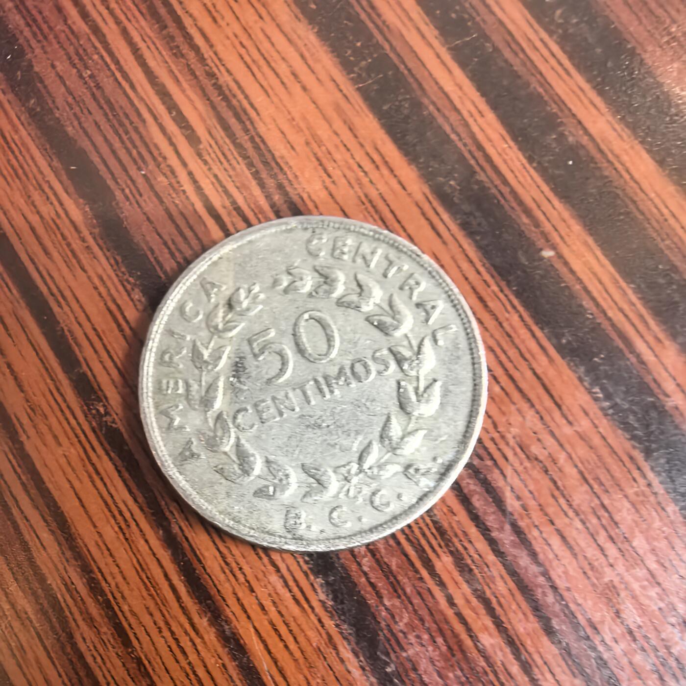 泡泡币外币第二十六场可代拍15038385335微信 哥斯达黎加50分