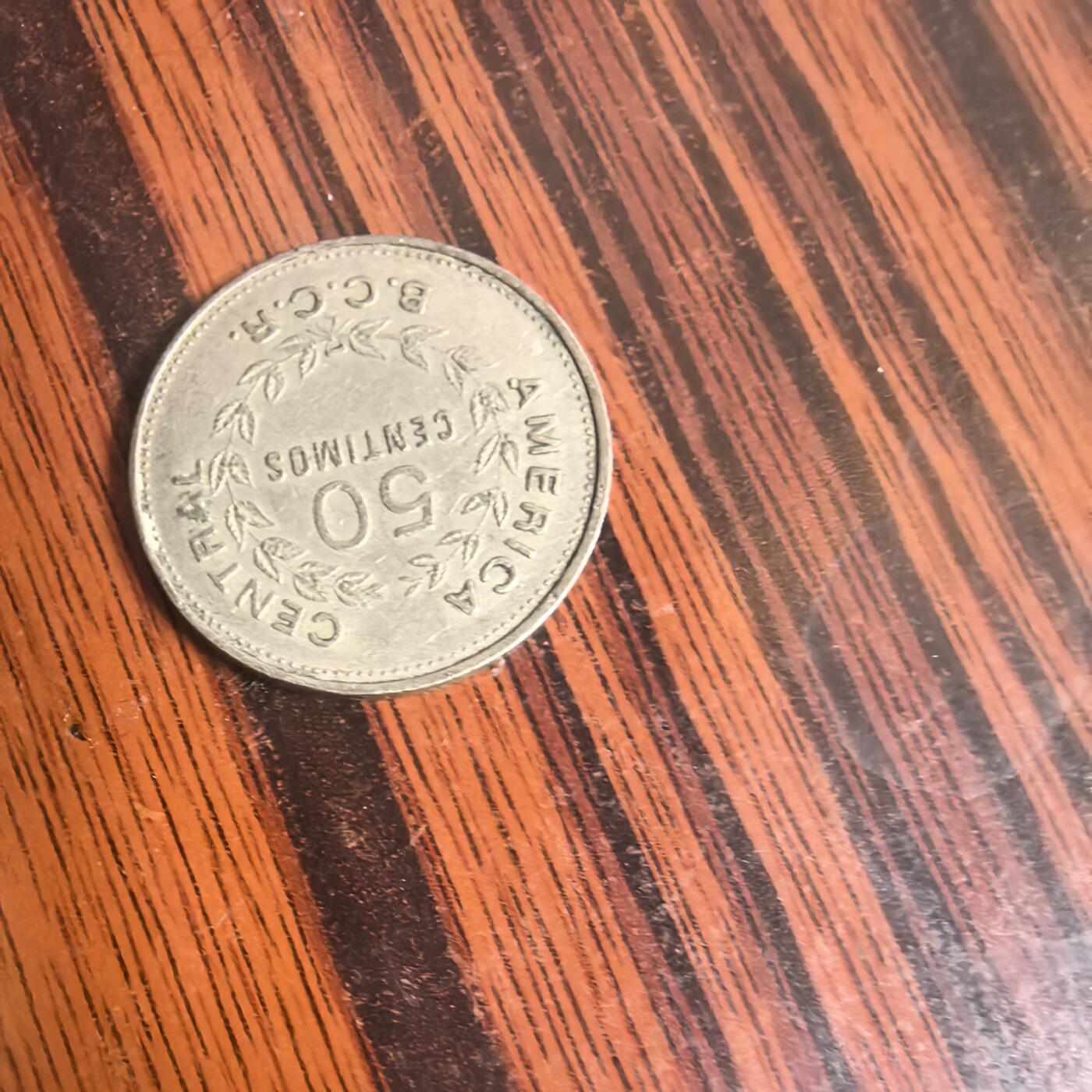 泡泡币外币第二十六场可代拍15038385335微信 哥斯达黎加50分