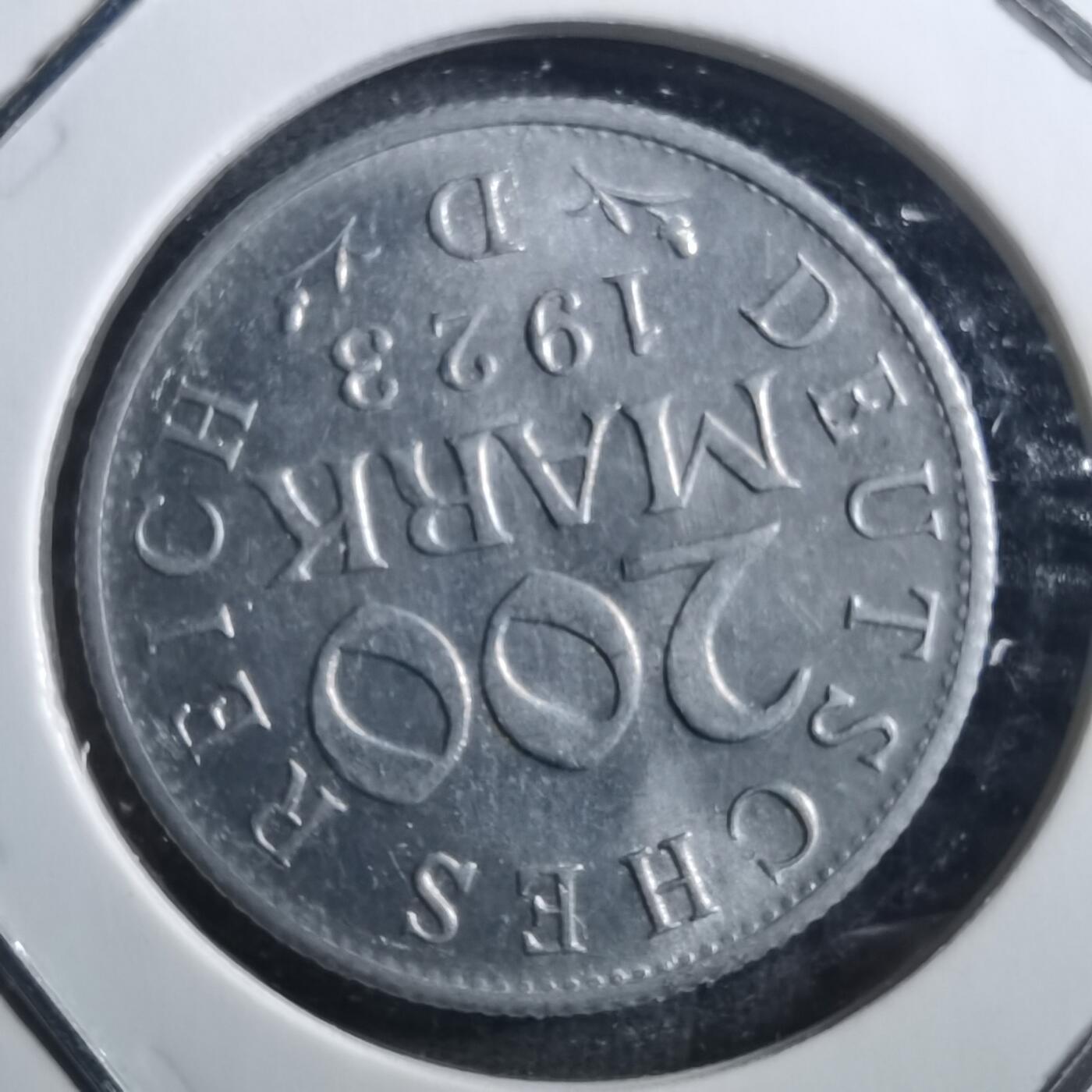 沼泽如烟--第898场 德国1923年200马克