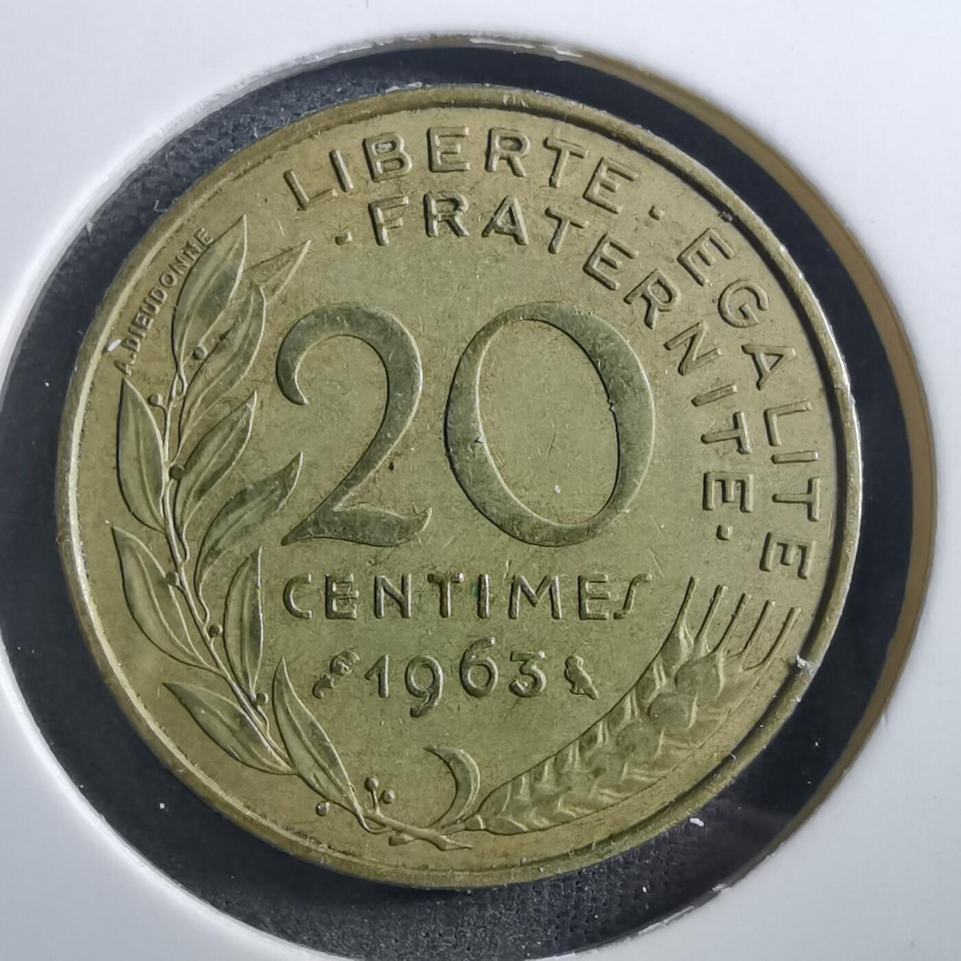 沼泽如烟--第897场 法国1963年20分