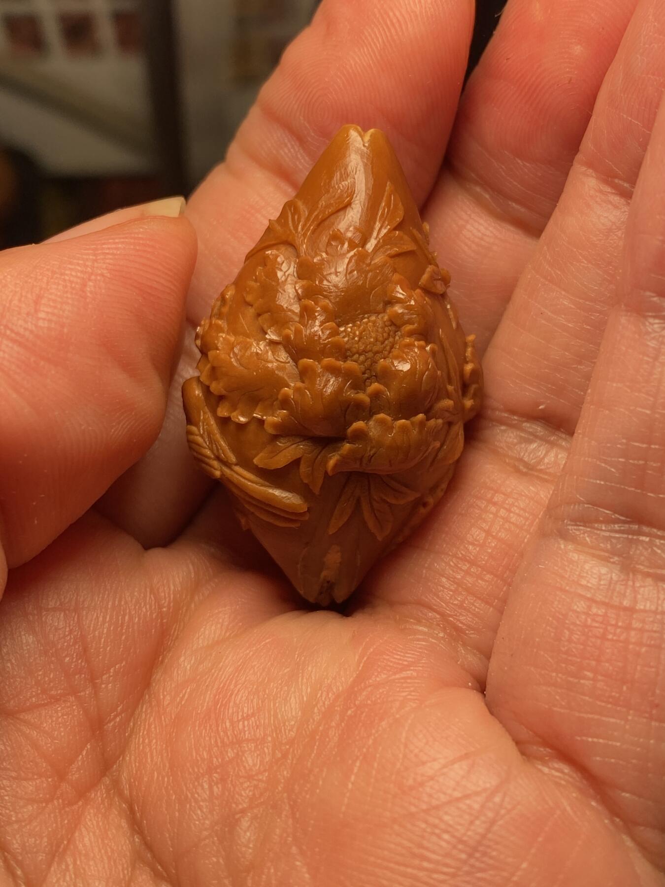 大佬都在看的苏工核雕捡漏价