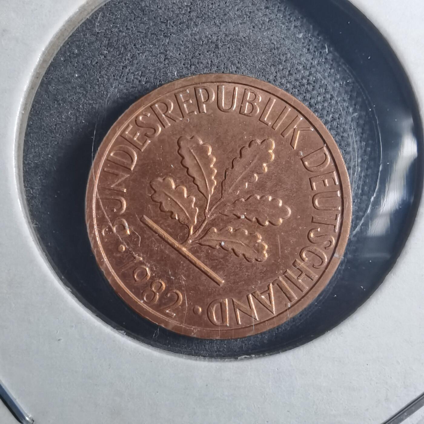 沼泽如烟--第896场 德国1982年1芬尼