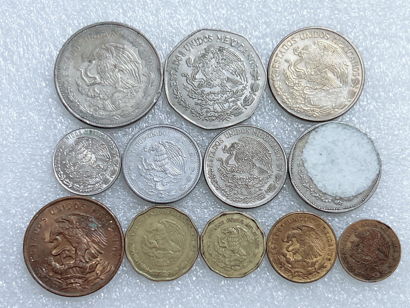 第一海外回流一元起拍收藏 散集专场  第264期 墨西哥硬币 12枚 无重复