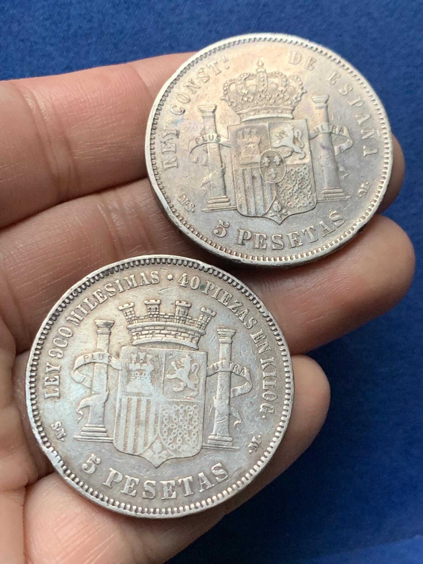 《竞宝斋》第436场 周日，周一2场连拍 （全场包邮） 两枚一组 西班牙1883年阿方索十二世 + 1870年拿花 5比塞塔大银币