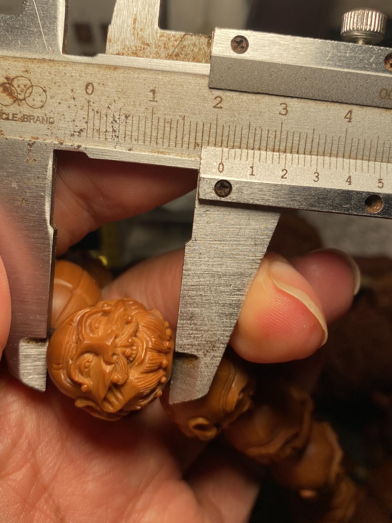 大佬都在看的苏工核雕捡漏价