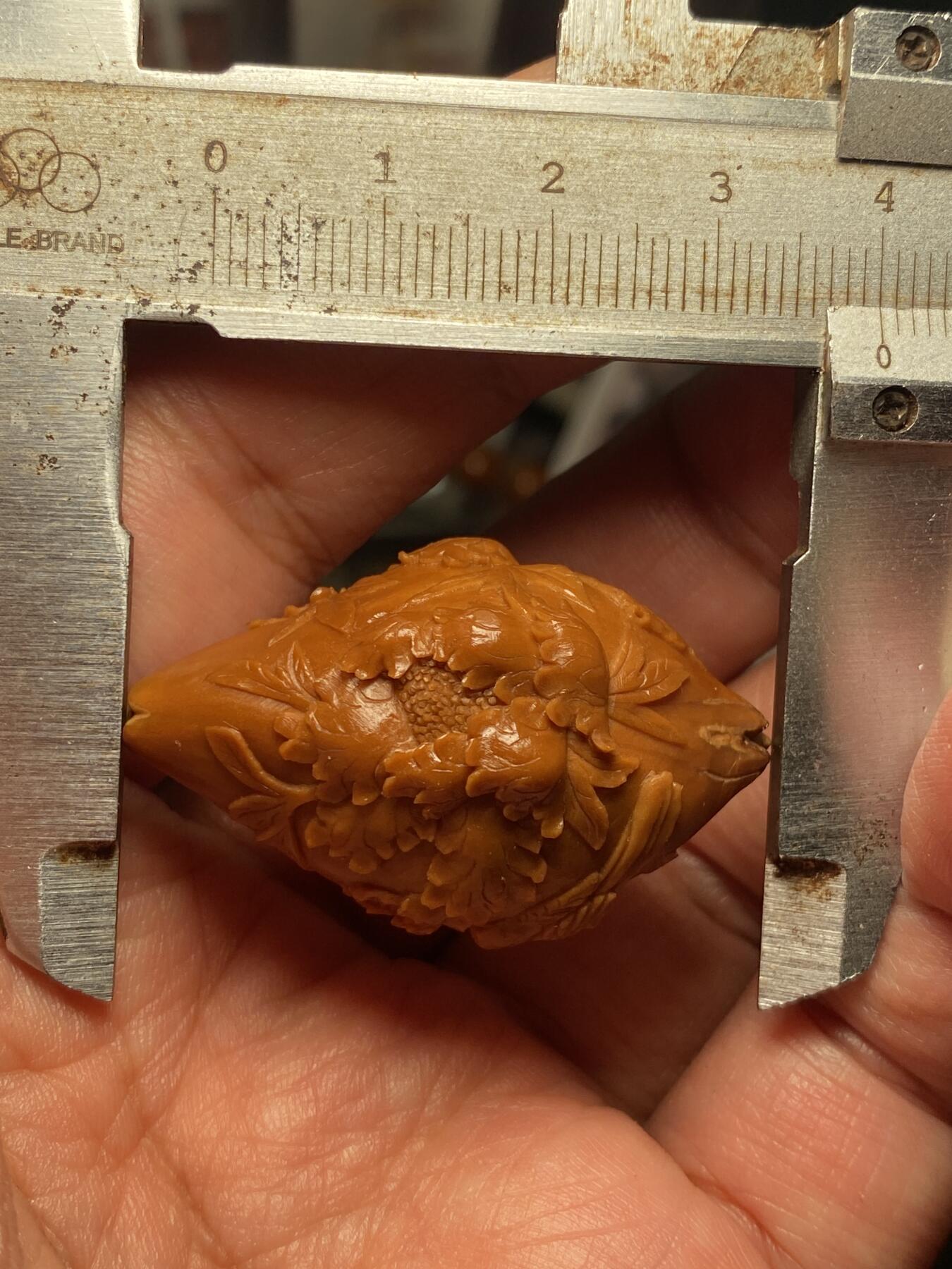 大佬都在看的苏工核雕捡漏价