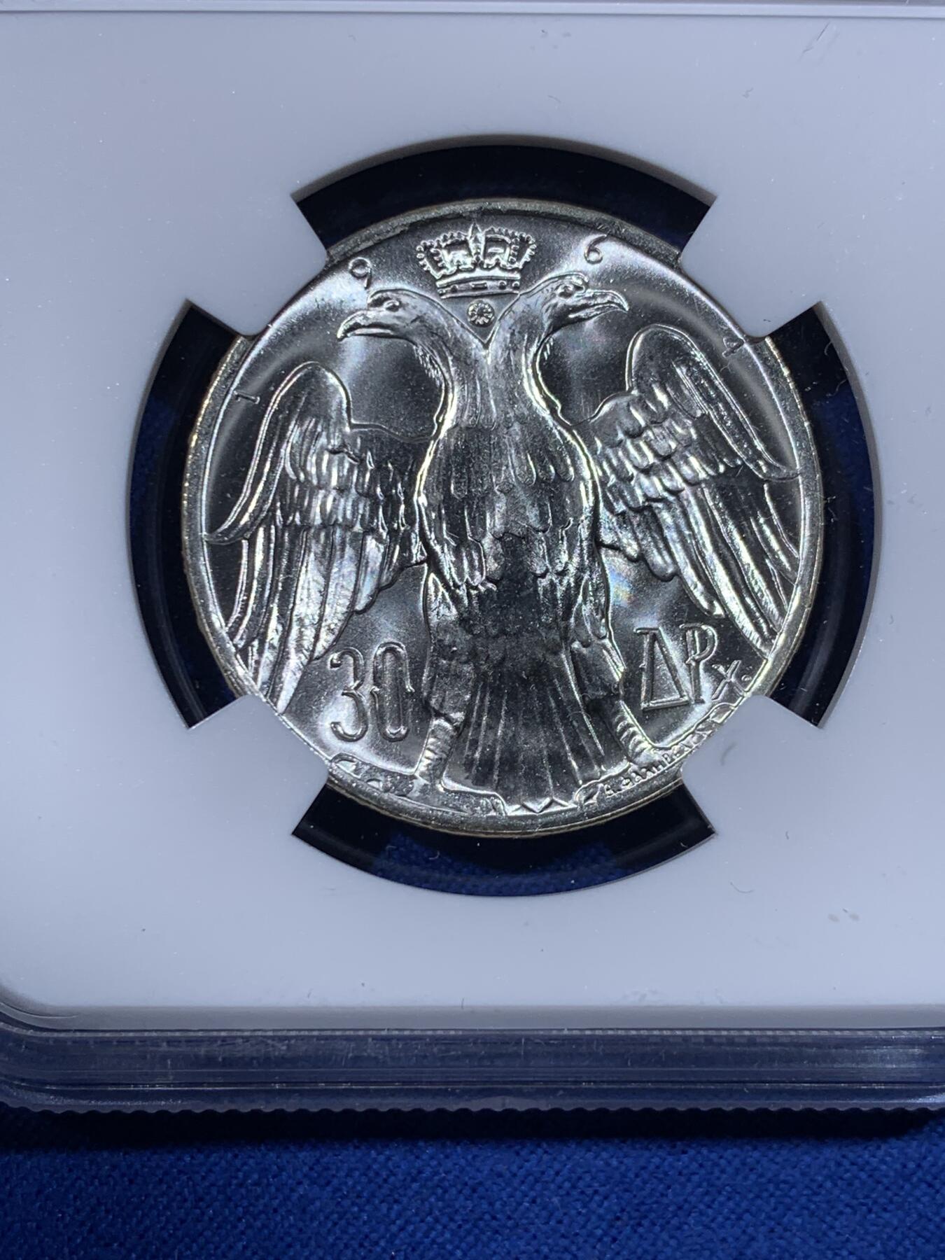 《竞宝斋》第436场 周日，周一2场连拍 （全场包邮） NGC MS66 希腊1964年康斯坦丁二世结婚纪念30德拉克马银币，原卷拆出品质，晃眼曝光状态，66分对于60年前的流通币来说基本算上限。