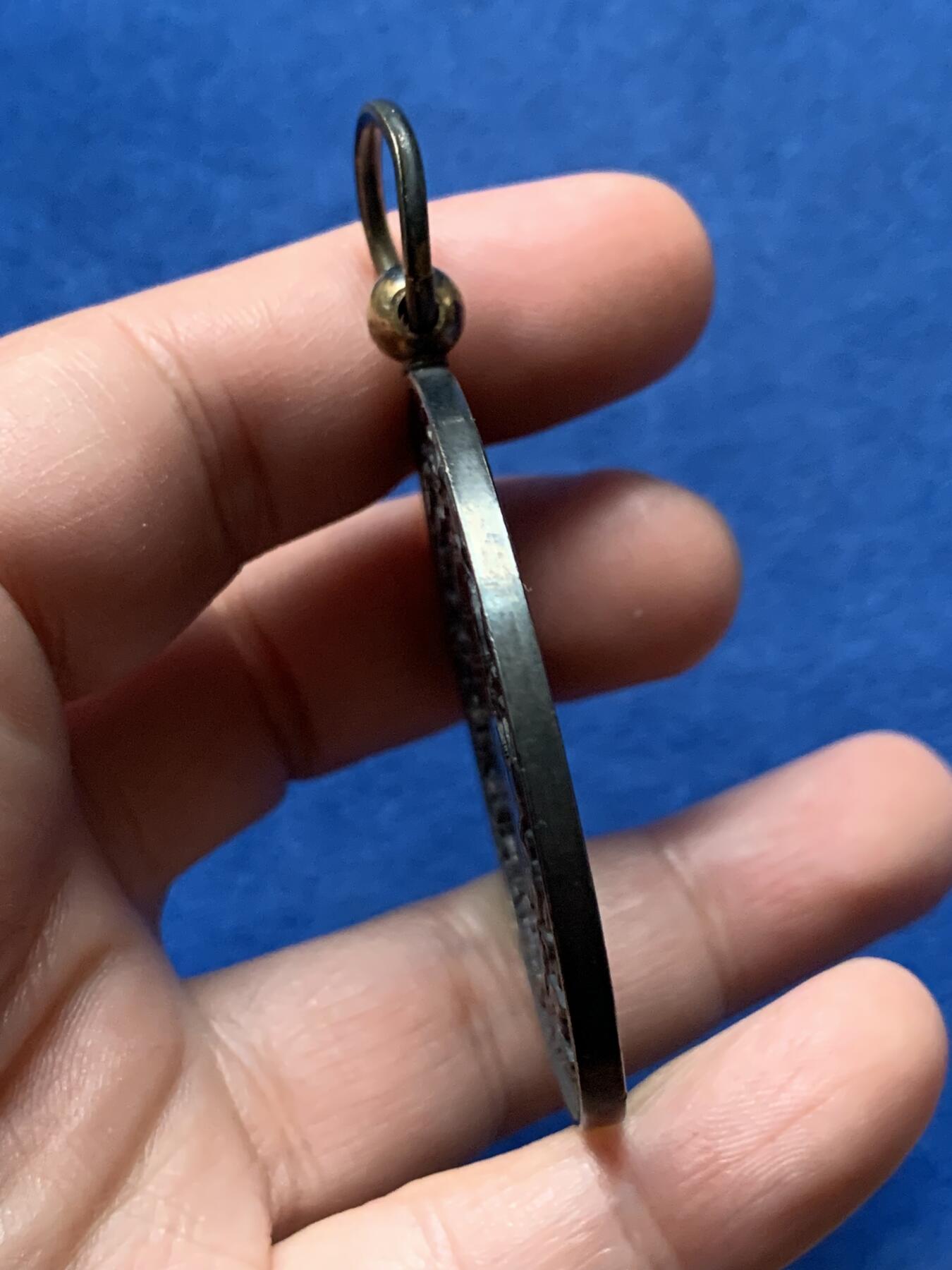 《竞宝斋》第436场 周日，周一2场连拍 （全场包邮） 比利时利奥波德二世荣誉勋章 银章 40.7克 50.3mm