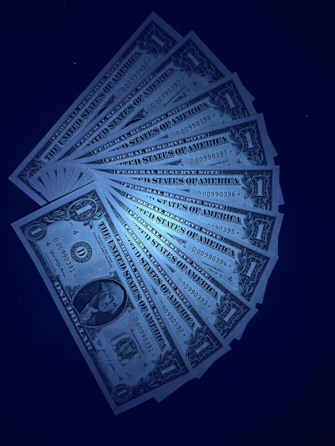 【炜奕收藏】，第五十期 2021年美国1美元补号标十，UNC品相，号码无47