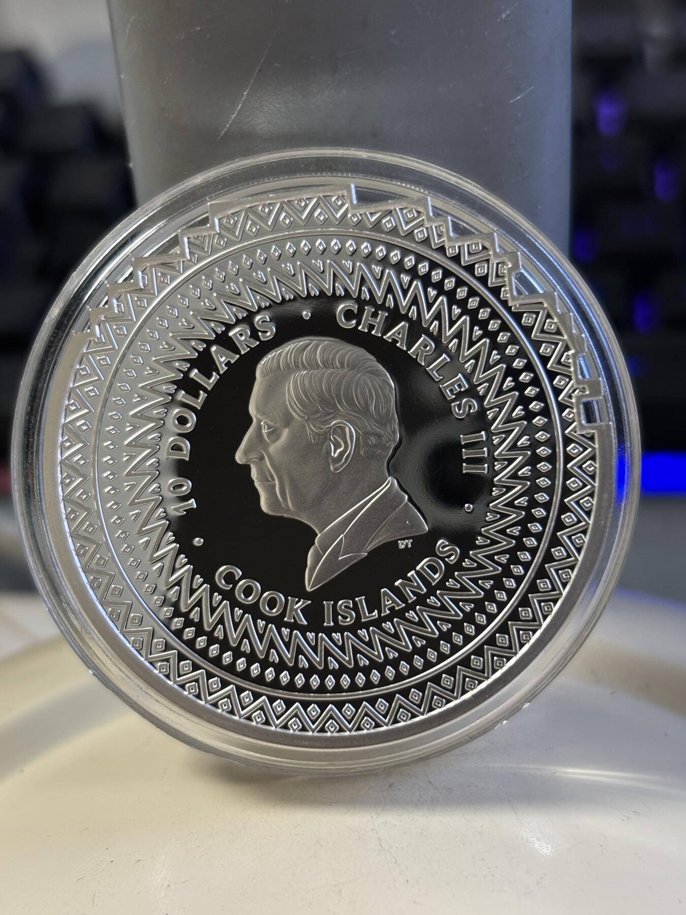 第181期拍卖 库克2024年重现系列1非洲大象2盎司不规则纪念银币，9999银，发行999枚