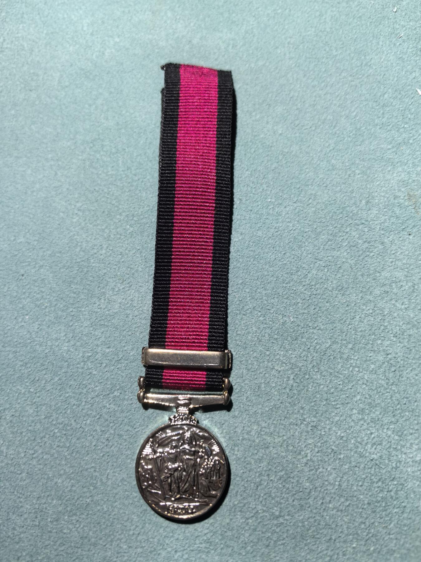 盛世勋华——号角文化勋章邮票专场拍卖第287期 英国纳塔尔叛乱奖章迷你章 带1906条 原章只有2500枚量 英国战役章设计中的精品 授予1906-07期间在南非镇压纳塔尔叛乱的英军