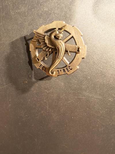 老王徽章第162期 -  法国外籍兵团第一骑兵团指挥与后勤中队证章 