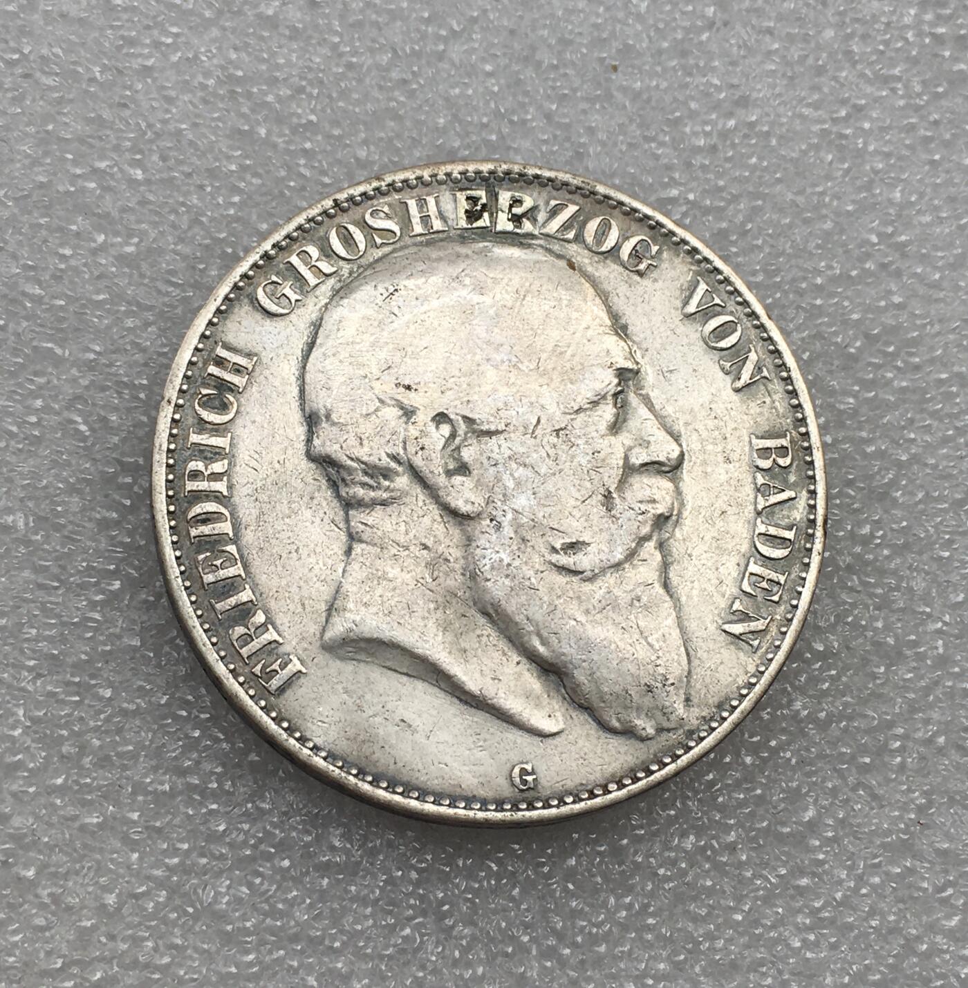 世界钱币专场拍卖 每周二开拍