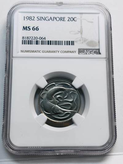 文馨钱币收藏第 280 场， 长期接收代拍品 - 少见新加坡首版 1982 年 20 分 NGC 评级 MS66 分