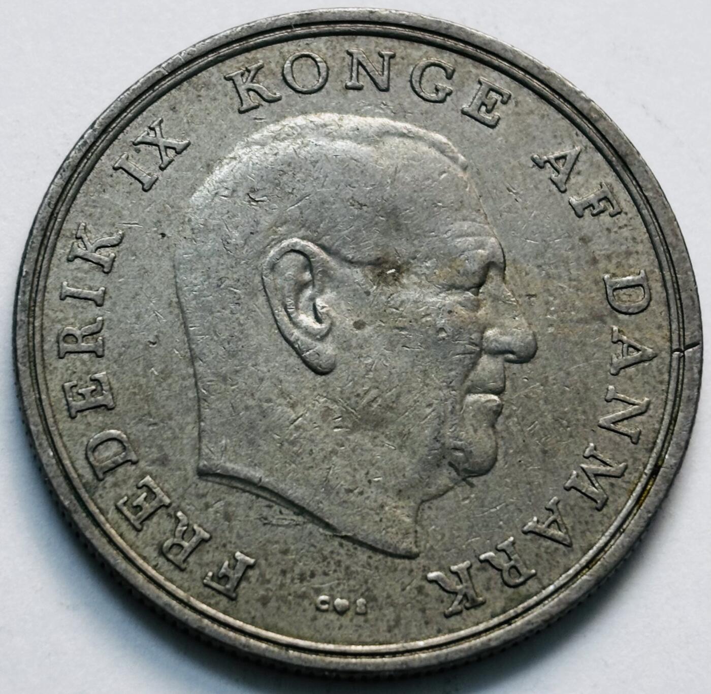 文馨钱币收藏第 280 场， 长期接收代拍品 好品 1961 年丹麦佛雷德里克九世国王 5 克朗，第一版