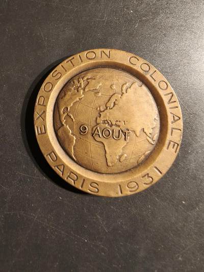 老王徽章第162期 -  法国1931年巴黎殖民博览会大铜章 直径50mm. 重量54g