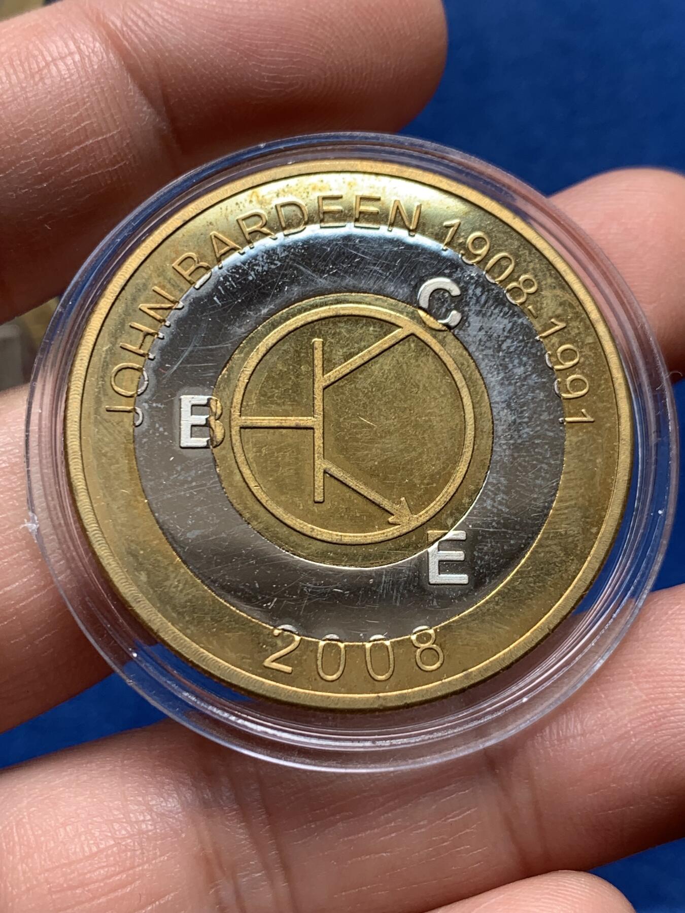 《竞宝斋》第436场 周日，周一2场连拍 （全场包邮） 四枚一组 2008年/2009年索马里双色币，纪念达尔文，门捷列夫，毕加索和约翰·巴丁（两次诺贝尔物理学奖获得者），少见，38mm。