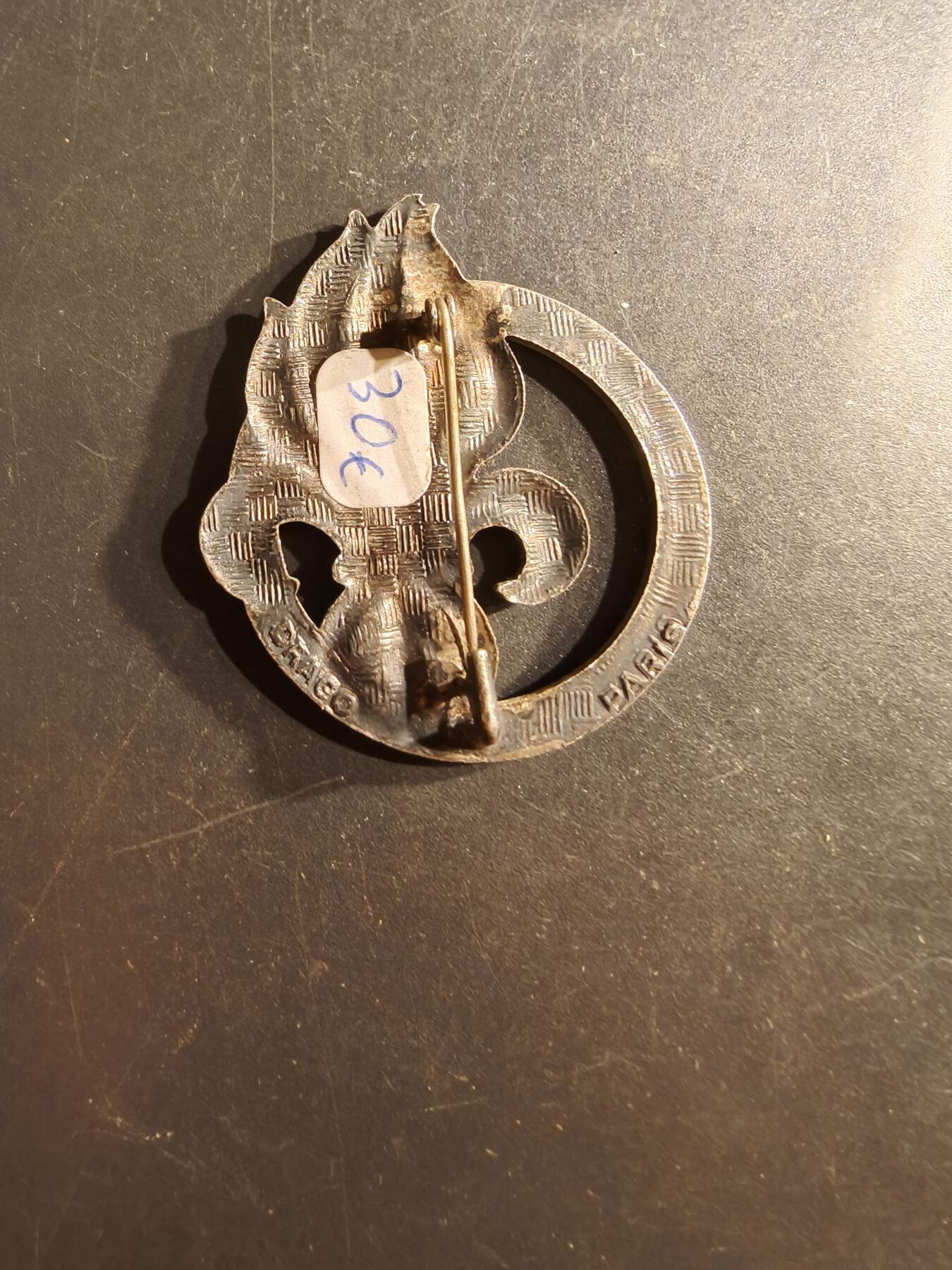 老王徽章第162期 法国外籍军团第1步兵团贝雷帽徽