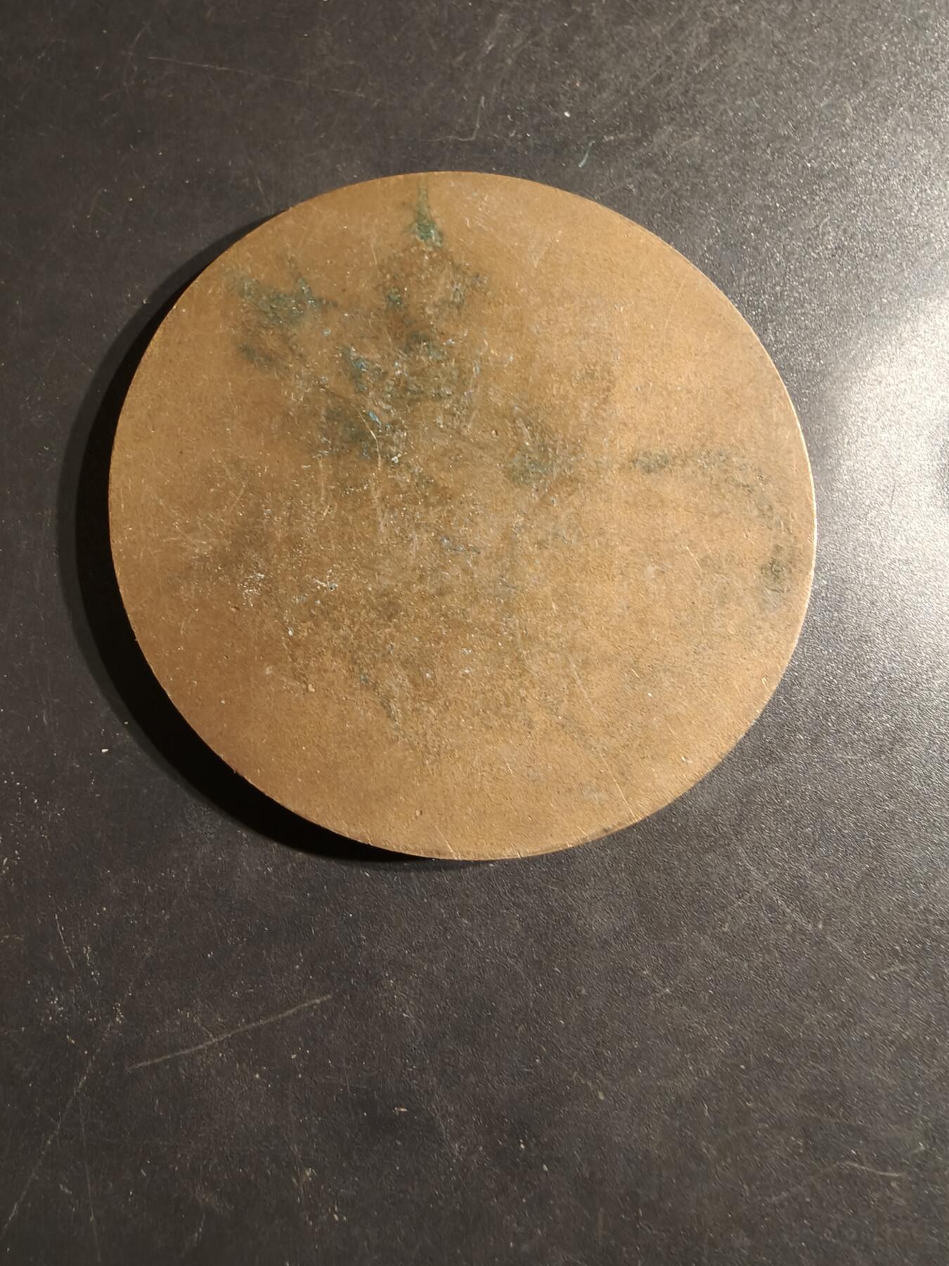 老王徽章第162期  法国陆军跨兵种军事学校大铜章     直径68mm.   重量110g