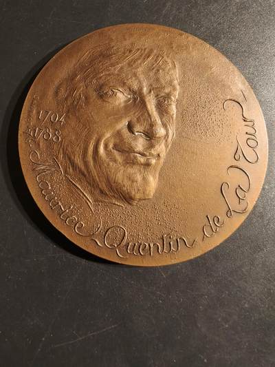 老王徽章第162期 -  法国洛可可时期画家莫里斯·康坦·德·拉图尔大铜章     直径76mm.   重量203.4g