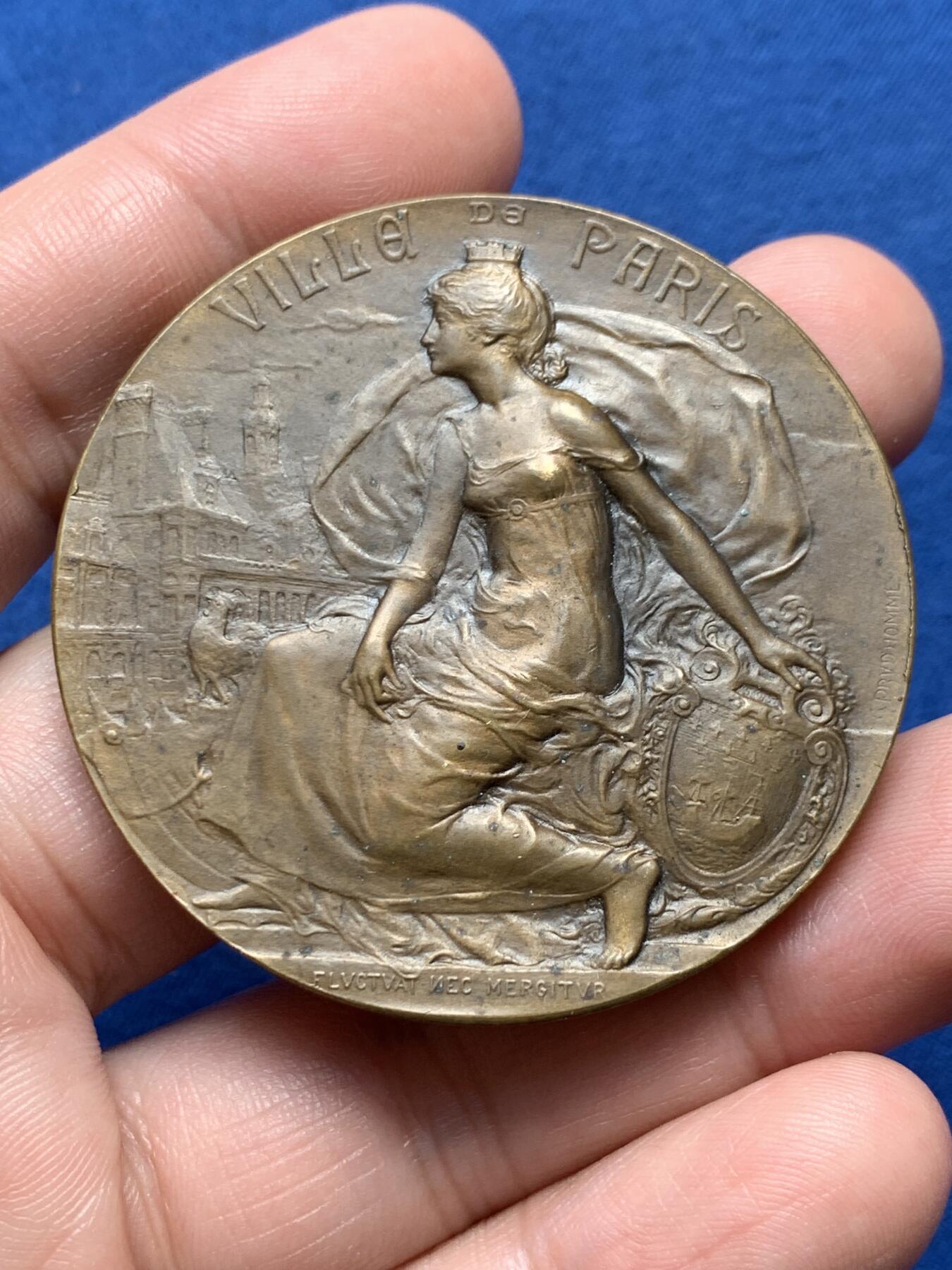 《竞宝斋》第436场 周日，周一2场连拍 （全场包邮） 法国1926年巴黎市塞纳省新艺术运动纪念铜章 60.9克 50mm 丰饶角铜标