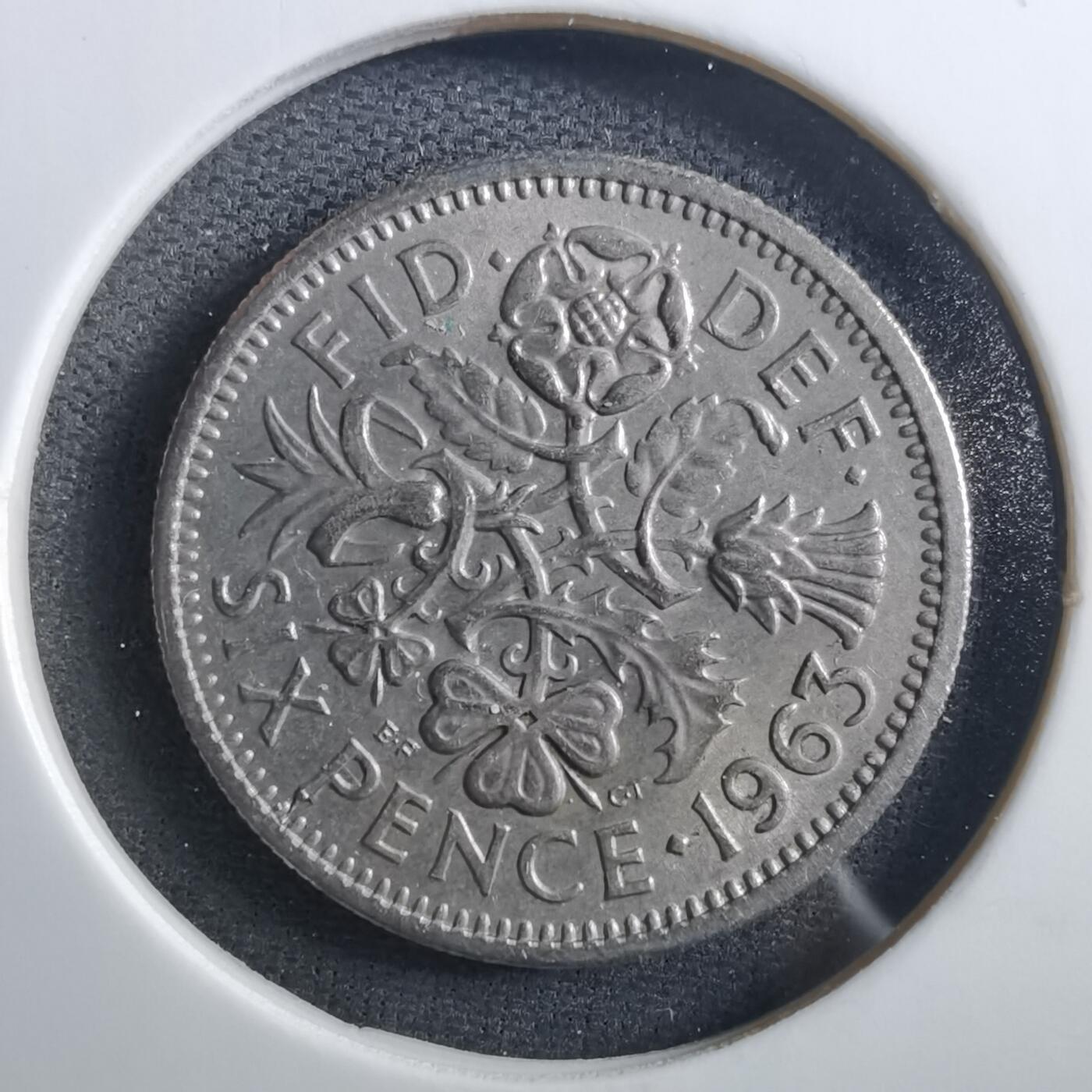 沼泽如烟--第897场 英国1963年6便士