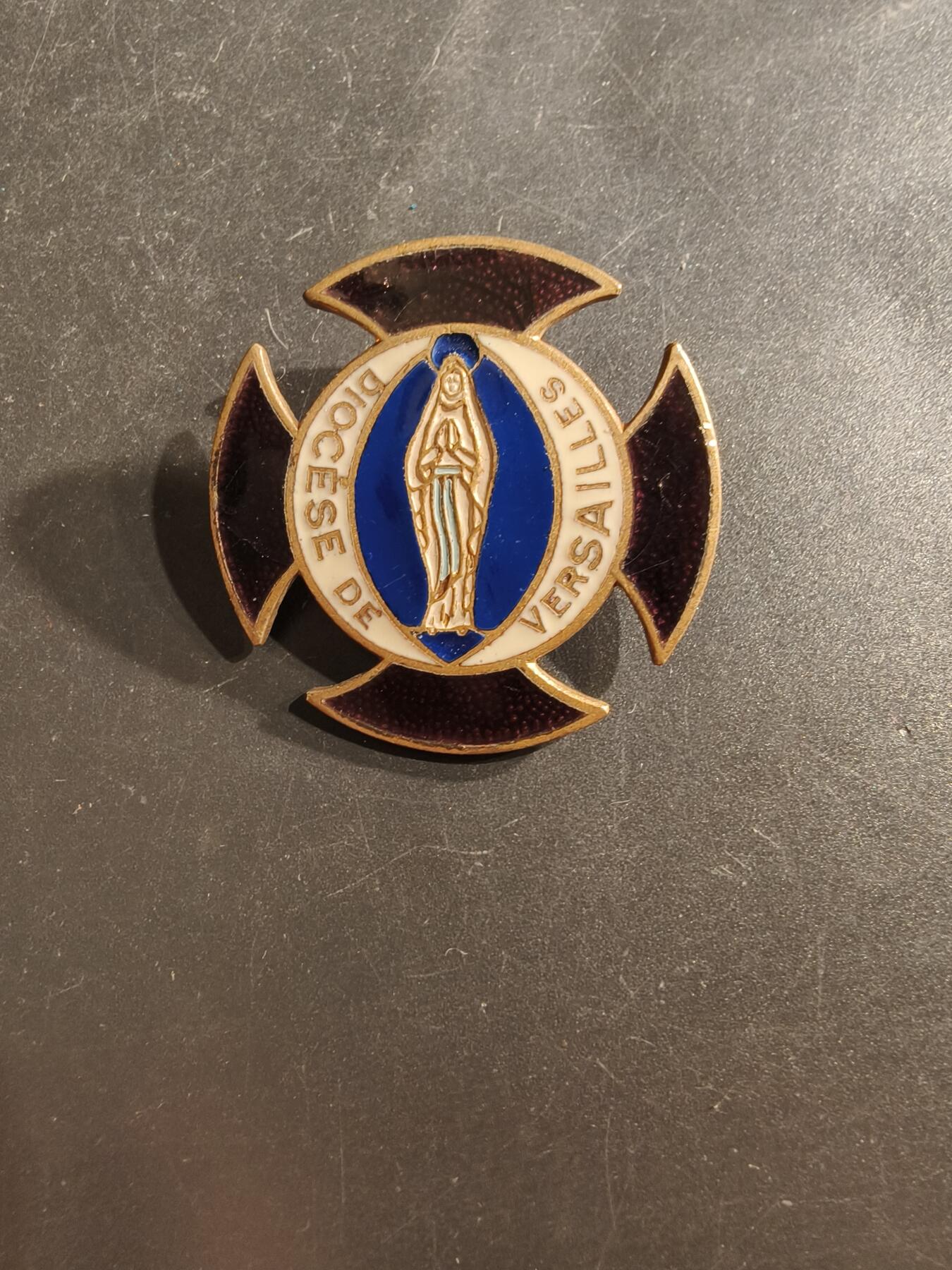 老王徽章第162期 法国 天主教会凡尔赛教区证章