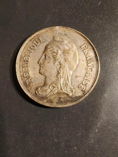 老王徽章第162期 - 法国1890年抽签服役镀银纪念章     直径45mm.    重量31.1g