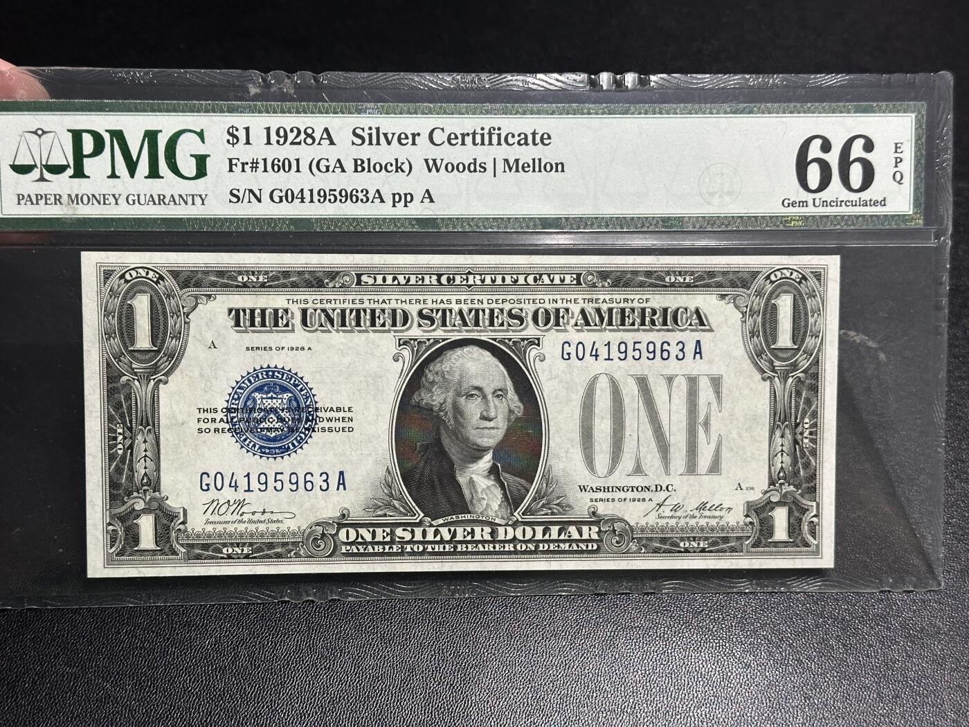 《外钞收藏家》第五百八十三期（精选场）（本期拍品丰富）（本平台长期征集拍品、欢迎藏友们联系合作） 1928年美国1美元 蓝库印 PMG66