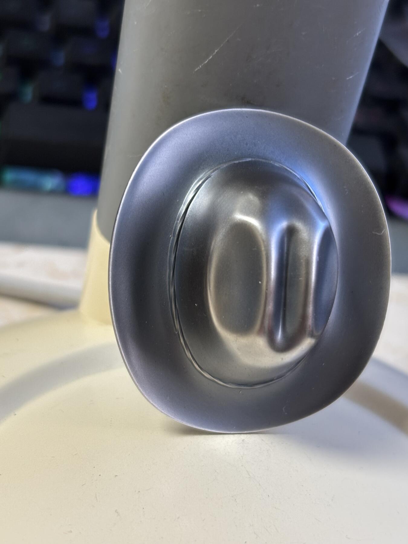 第181期拍卖 库克2024年牛仔帽异形1盎司纪念银币，999银，发行499枚