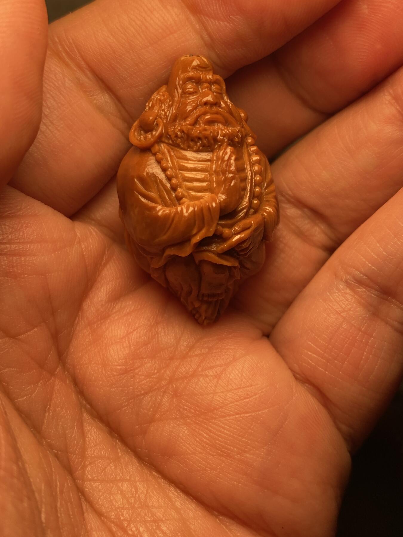 大佬都在看的苏工核雕捡漏价