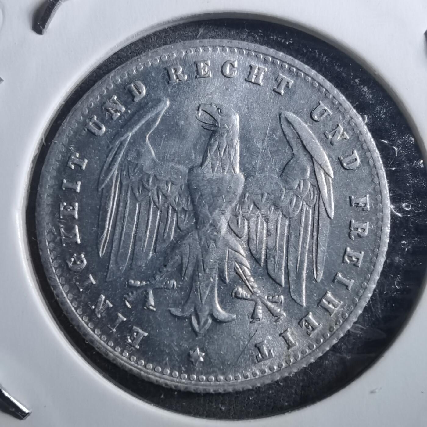 沼泽如烟--第898场 德国1923年200马克